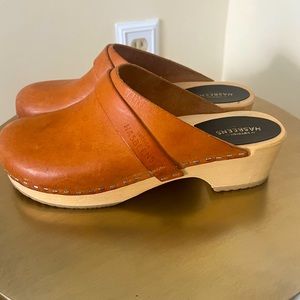 Swedish Hasbeens clog mule